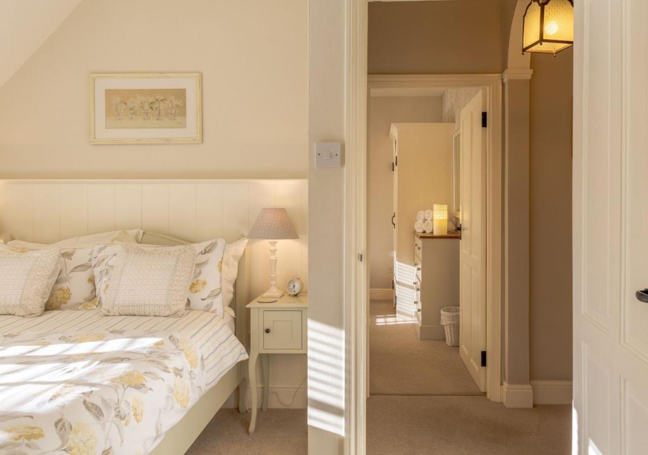Jasmine Cottage - 2 Bedroom In Heart Of Bourton! Exterior photo